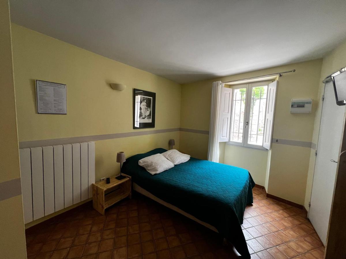 Le Vieux Chateau Aiguines Exterior foto